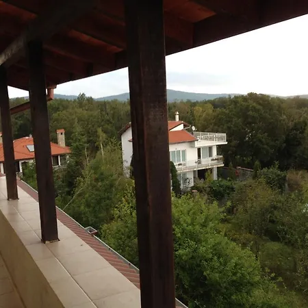 Apartment Zapovedni Rai *