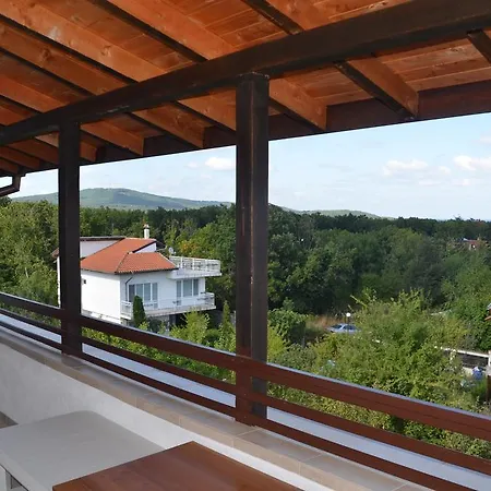 Apartment Zapovedni Rai *